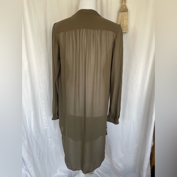 Babaton Silk Shirtdress - Picture 2 of 5